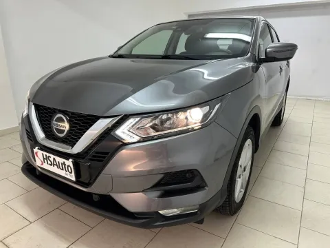 Nissan Qashqai 1.5 dci Business 115cv - Immagine 1
