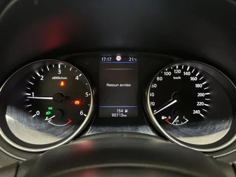 Nissan Qashqai 1.5 dci Business 115cv - Immagine 18