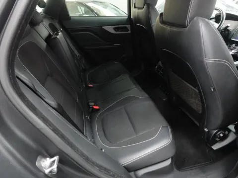 Volkswagen T-Roc 2.0 tdi Style 115cv - Immagine 31