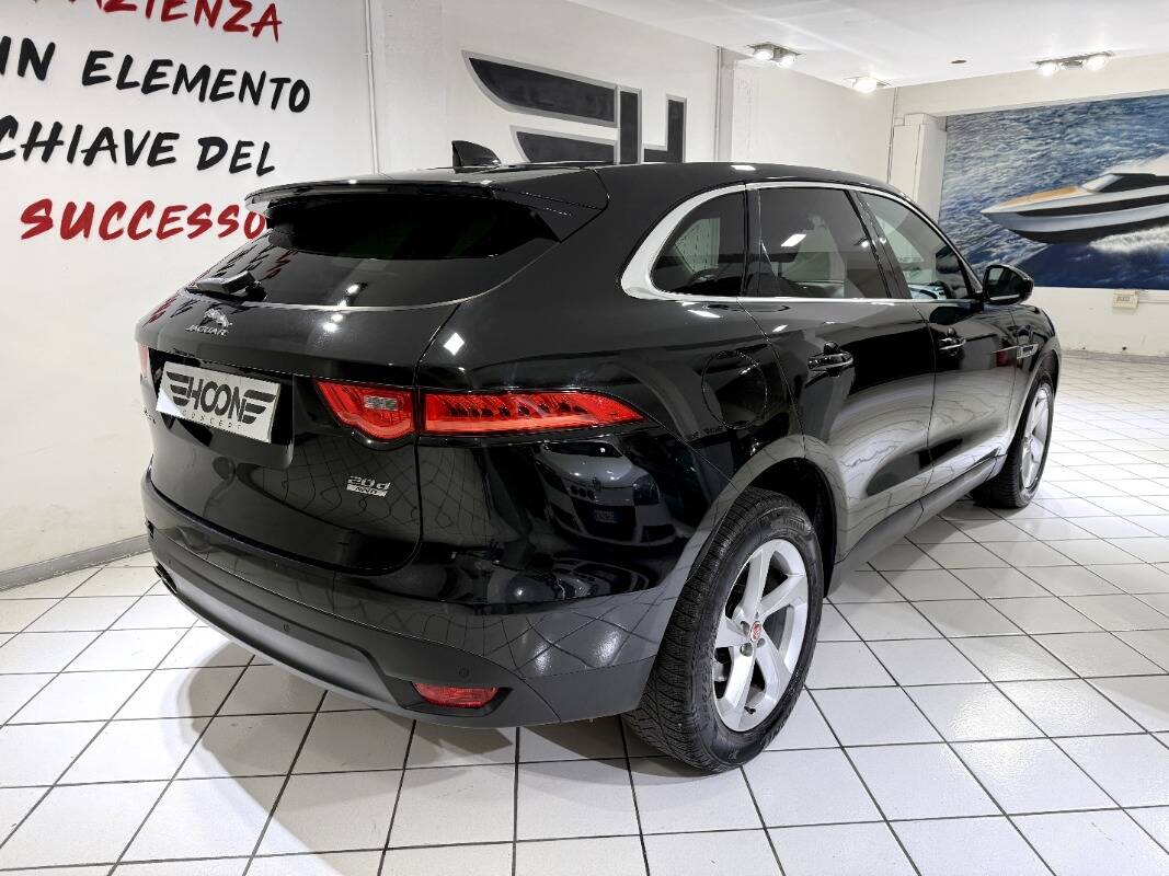 Jaguar F-Pace 2.0d i4 Prestige awd 180cv auto my20 - Immagine 7