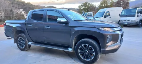 Mitsubishi L200 cl.cab 2.3d Inform 4wd 150cv - Immagine 11