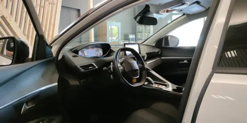 Peugeot 3008 1.5 bluehdi Allure s&s 130cv eat8 - Immagine 19