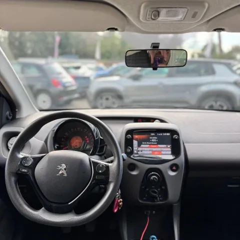 Peugeot 108 5p 1.0 vti Active s&s - Immagine 9