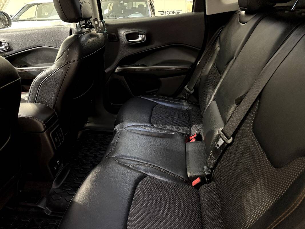 Jeep Compass 2.0 mjt Opening Edition 4wd 140cv auto - Immagine 22