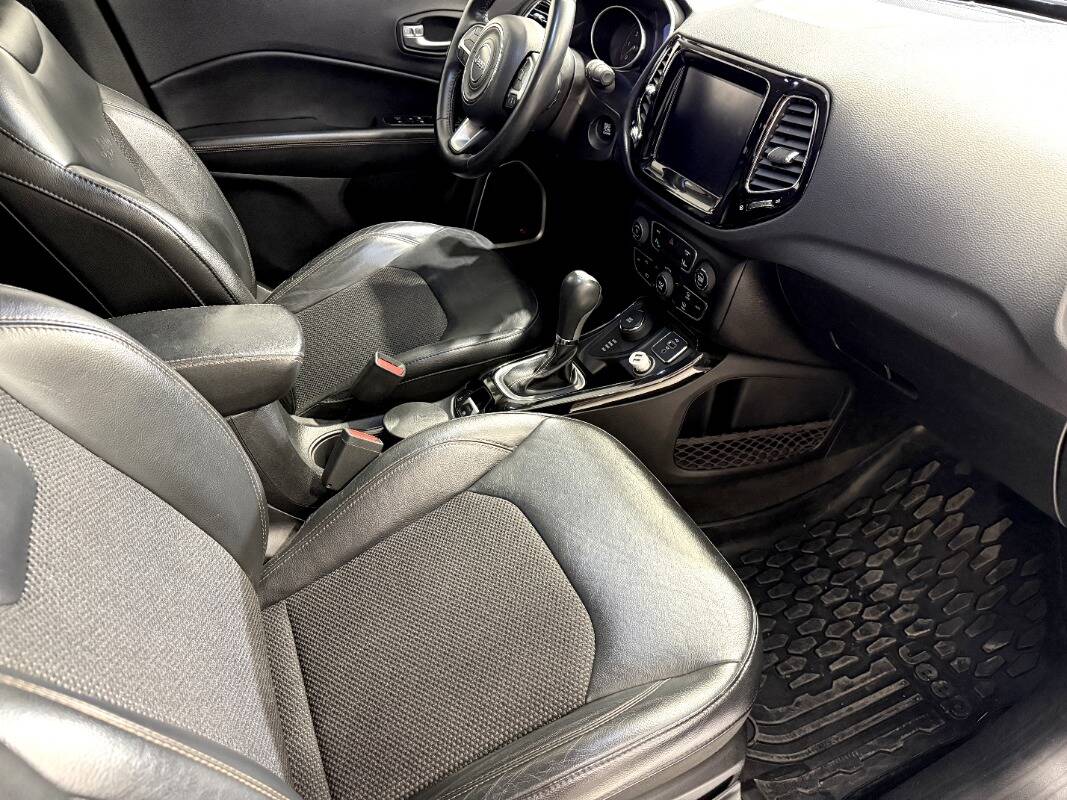 Jeep Compass 2.0 mjt Opening Edition 4wd 140cv auto - Immagine 25