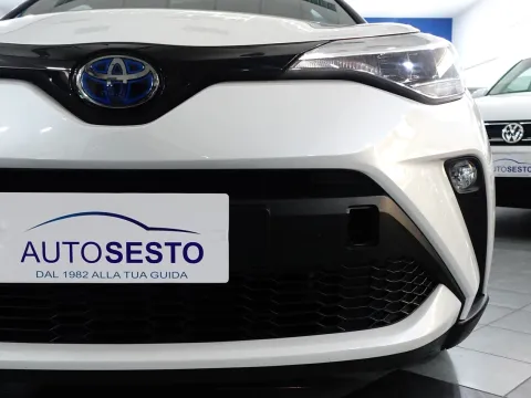 Toyota C-HR 2.0h More Business e-cvt - Immagine 10