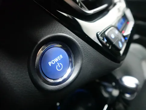 Toyota C-HR 2.0h More Business e-cvt - Immagine 24