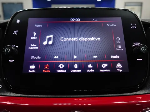 Fiat 500 1.0 hybrid Lounge 70cv - Immagine 20