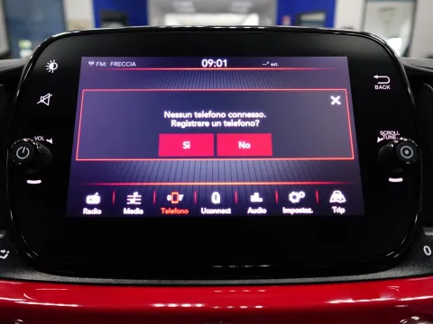 Fiat 500 1.0 hybrid Lounge 70cv - Immagine 21