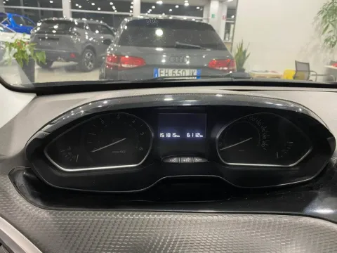 BMW 218i Active Tourer Sport 140cv auto - Immagine 11