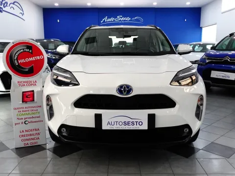 Toyota Yaris Cross 1.5h Active fwd 116cv e-cvt - Immagine 1
