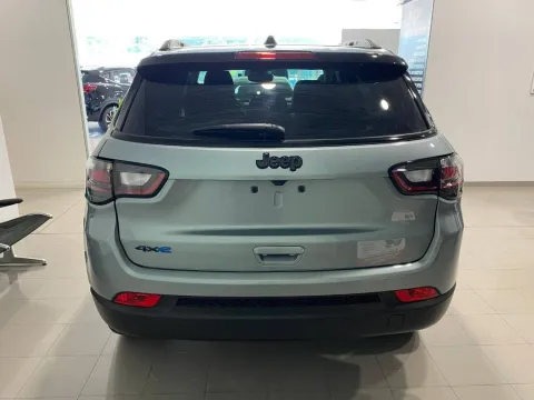 Jeep Compass 1.3 turbo t4 phev S 4xe auto - Immagine 6