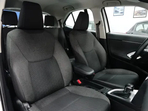 Toyota Yaris Cross 1.5h Active fwd 116cv e-cvt - Immagine 28