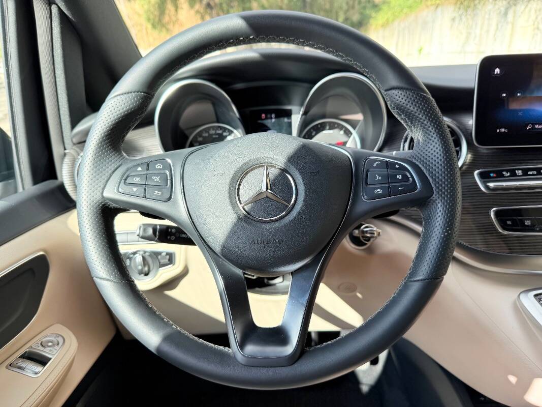 Mercedes V Extralong 250 d Premium auto - Immagine 27