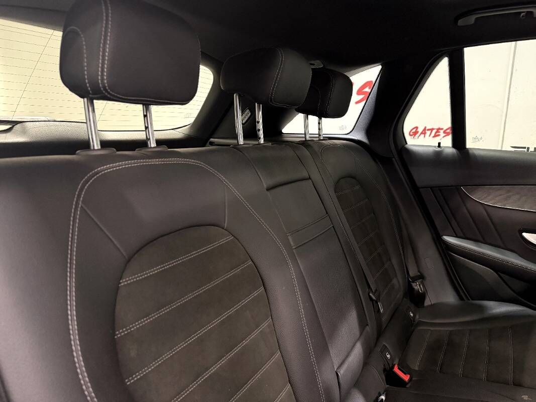 Mercedes GLC 220 d Sport 4matic auto - Immagine 14
