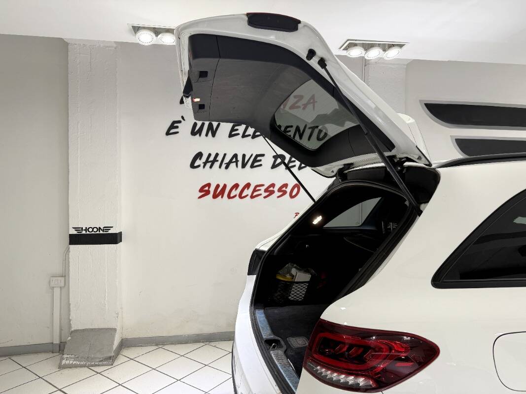 Mercedes GLC 220 d Sport 4matic auto - Immagine 18
