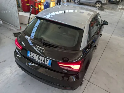 Audi A1 Sportback 1.6 tdi Design - Immagine 6