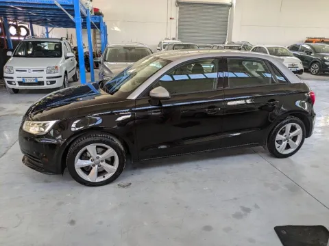 Audi A1 Sportback 1.6 tdi Design - Immagine 8