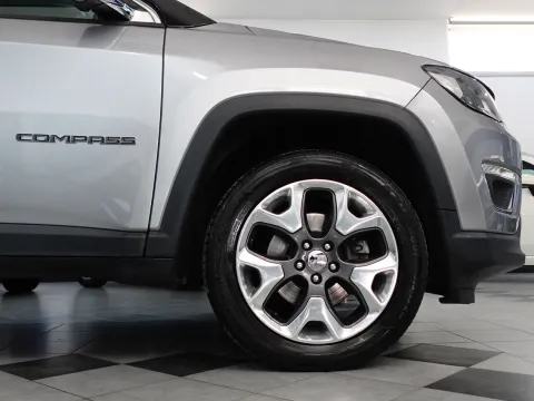 Jeep Compass 2.0 mjt Limited 4wd 140cv auto - Immagine 16