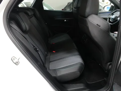 Peugeot 3008 1.5 bluehdi Allure s&s 130cv eat8 - Immagine 31