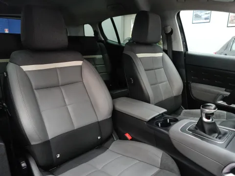 Citroen C5 Aircross 1.5 bluehdi Shine s&s 130cv my19 - Immagine 28