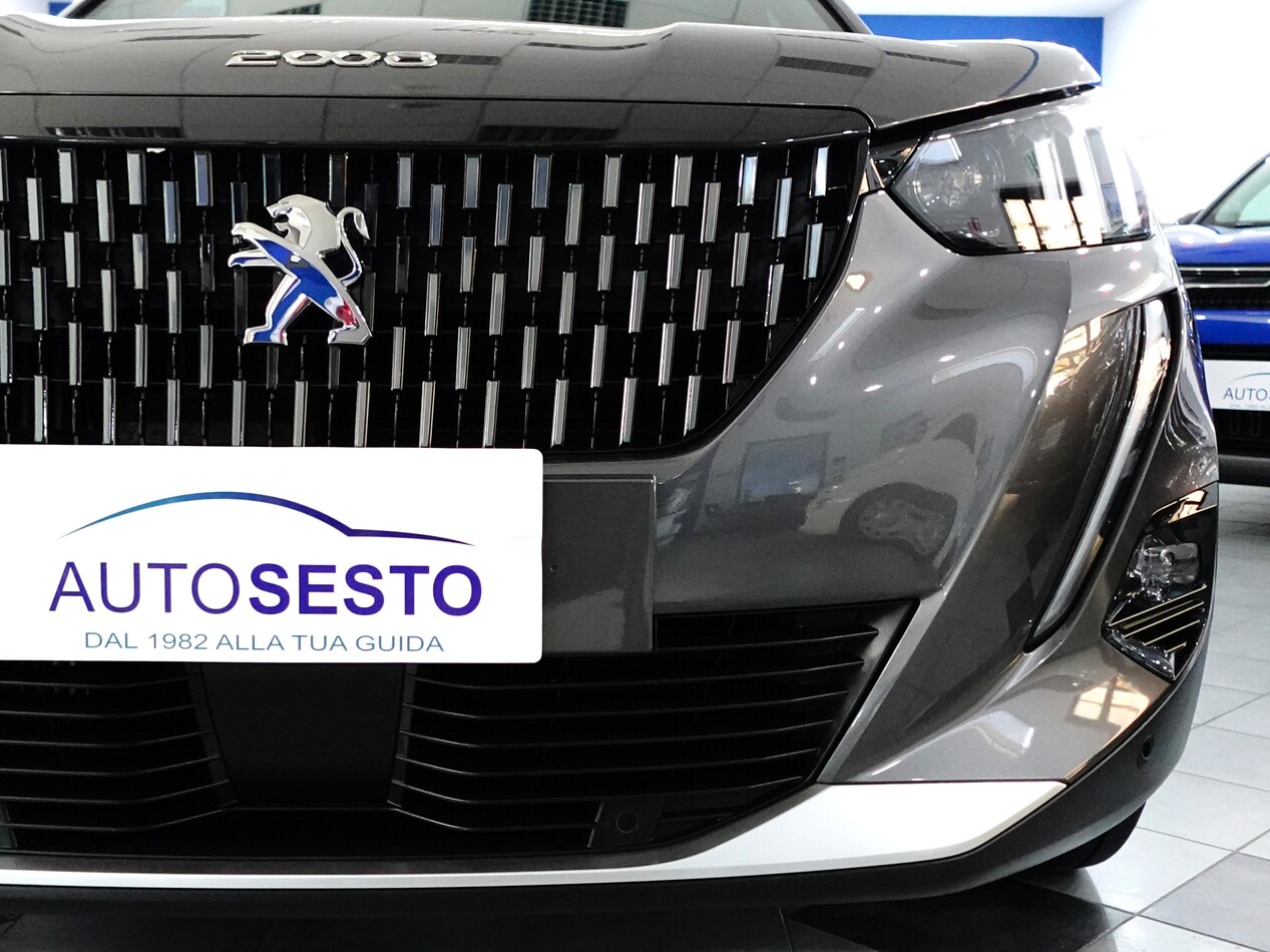 Peugeot 2008 1.2 puretech GT Line s&s 130cv - Immagine 12