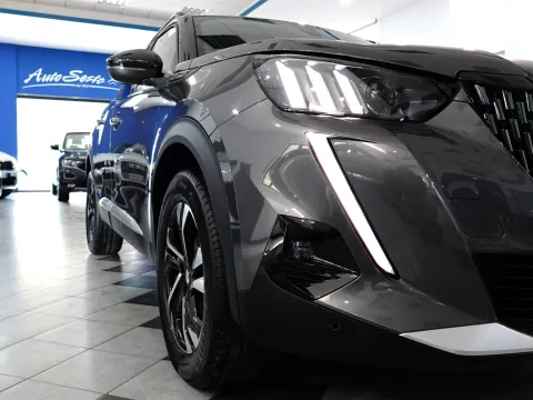 Peugeot 2008 1.2 puretech GT Line s&s 130cv - Immagine 13