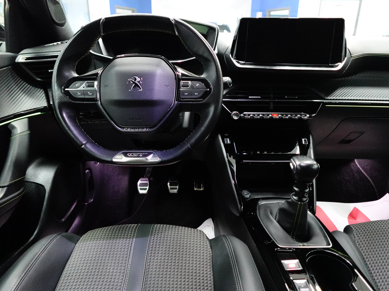 Peugeot 2008 1.2 puretech GT Line s&s 130cv - Immagine 17