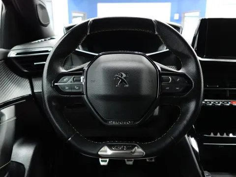 Peugeot 2008 1.2 puretech GT Line s&s 130cv - Immagine 18