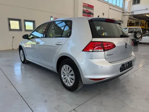 Volkswagen Golf 5p 1.6 tdi Trendline 90cv - Immagine 6