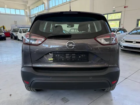Peugeot 5008 1.2 hybrid GT 145cv e-dcs6 - Immagine 6