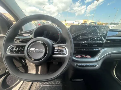 Citroen C3 Aircross 1.2 puretech Shine s&s 110cv eat6 - Immagine 11