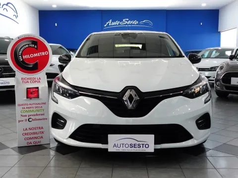 Renault Clio 1.5 blue dci Evolution 100cv - Immagine 1