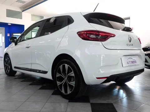 Renault Clio 1.5 blue dci Evolution 100cv - Immagine 5