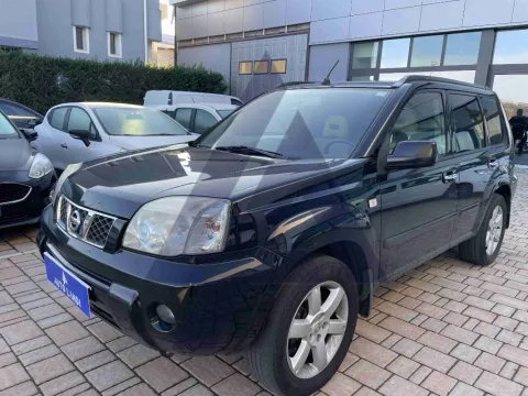 Nissan X-Trail 2.2 dci Elegance Columbia - Immagine 1