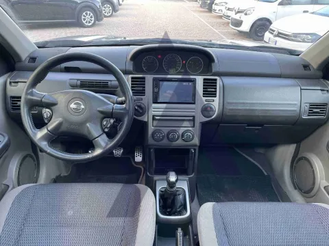 Nissan X-Trail 2.2 dci Elegance Columbia - Immagine 14