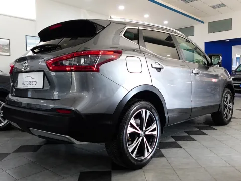 Nissan Qashqai 1.2 dig-t N-Connecta 115cv - Immagine 4