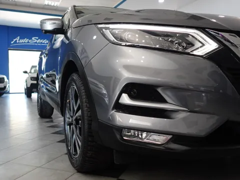 Nissan Qashqai 1.2 dig-t N-Connecta 115cv - Immagine 12