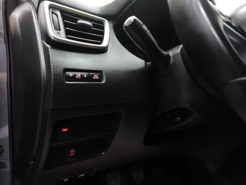 Nissan Qashqai 1.2 dig-t N-Connecta 115cv - Immagine 22
