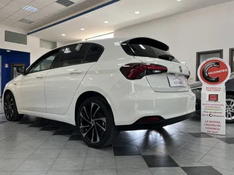 Fiat Tipo 5p 1.6 mjt S-Design s&s 120cv my20 - Immagine 5