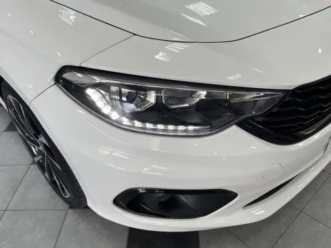Fiat Tipo 5p 1.6 mjt S-Design s&s 120cv my20 - Immagine 12