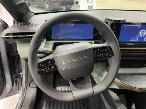 Lancia Ypsilon 1.2 mhev LX 110cv e-dct - Immagine 9