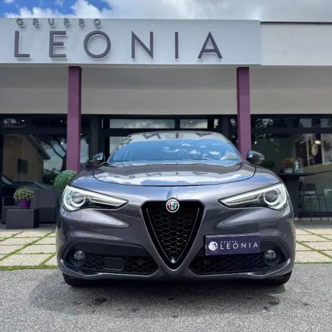Alfa Romeo Stelvio 2.2 t Veloce Ti Q4 210cv auto - Immagine 2