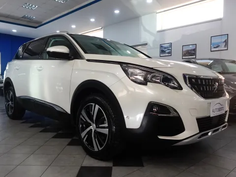 Peugeot 5008 1.5 bluehdi Allure s&s 130cv 7p.ti eat8 my21 - Immagine 4