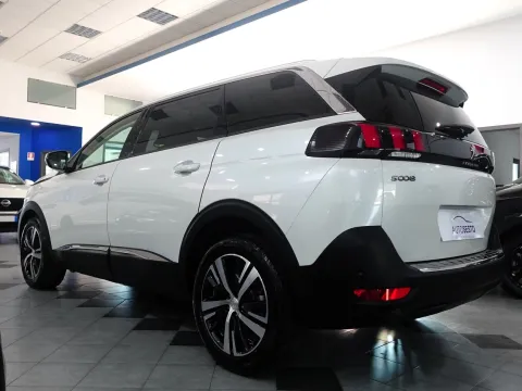 Peugeot 5008 1.5 bluehdi Allure s&s 130cv 7p.ti eat8 my21 - Immagine 6