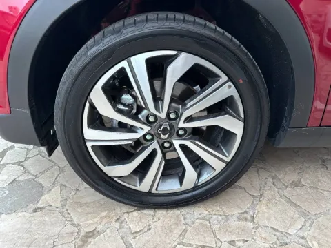Ssangyong Tivoli 1.6 Exclusive awd - Immagine 17