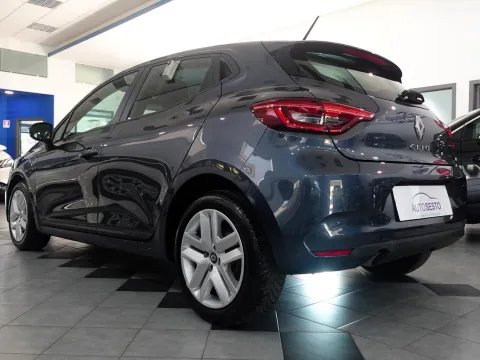 Renault Clio 1.5 blue dci Business 100cv - Immagine 6