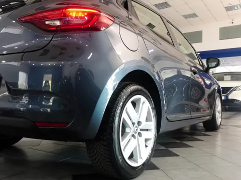 Renault Clio 1.5 blue dci Business 100cv - Immagine 9