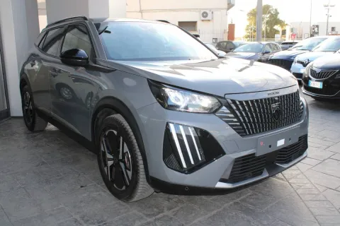 Peugeot 2008 1.2 puretech Allure s&s 130cv eat8 - Immagine 4