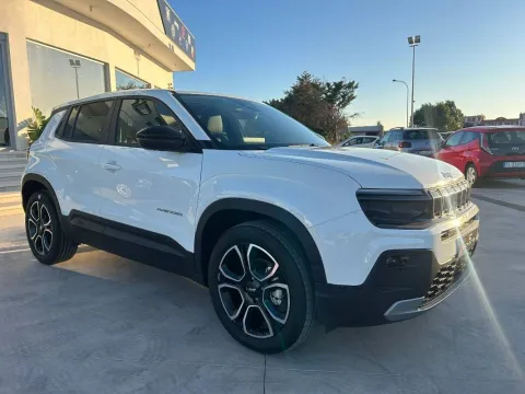 Jeep Avenger 1.2 turbo Summit fwd 100cv - Immagine 6